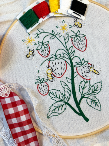 hand embroidered towel, hand embroidery, custom embroidery, heirloom embroidery, antique embroidery, vintage embroidery